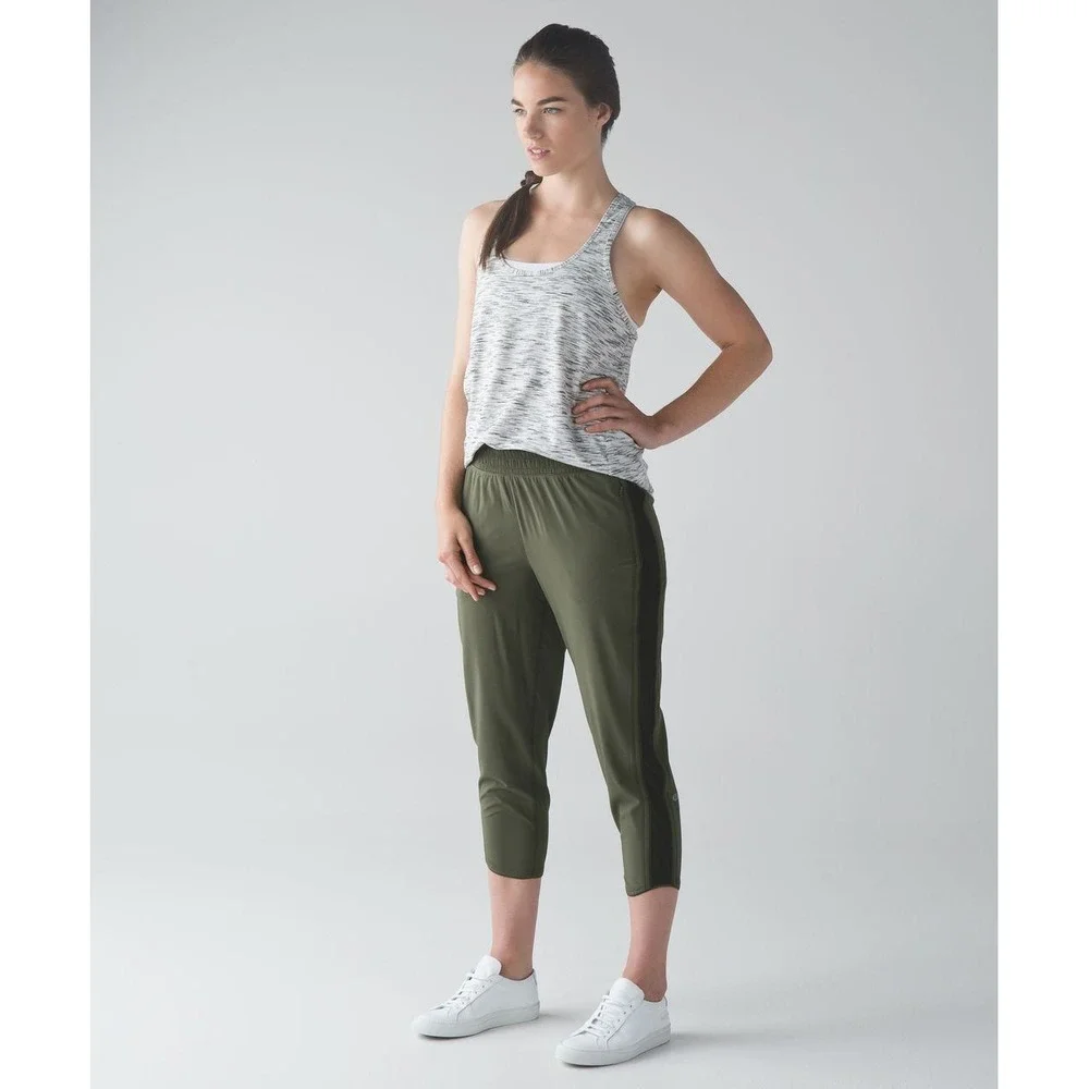 Lululemon For Love Crop 23 Swift Ultra Pant Women 10 Olive Green Black Mesh Lace